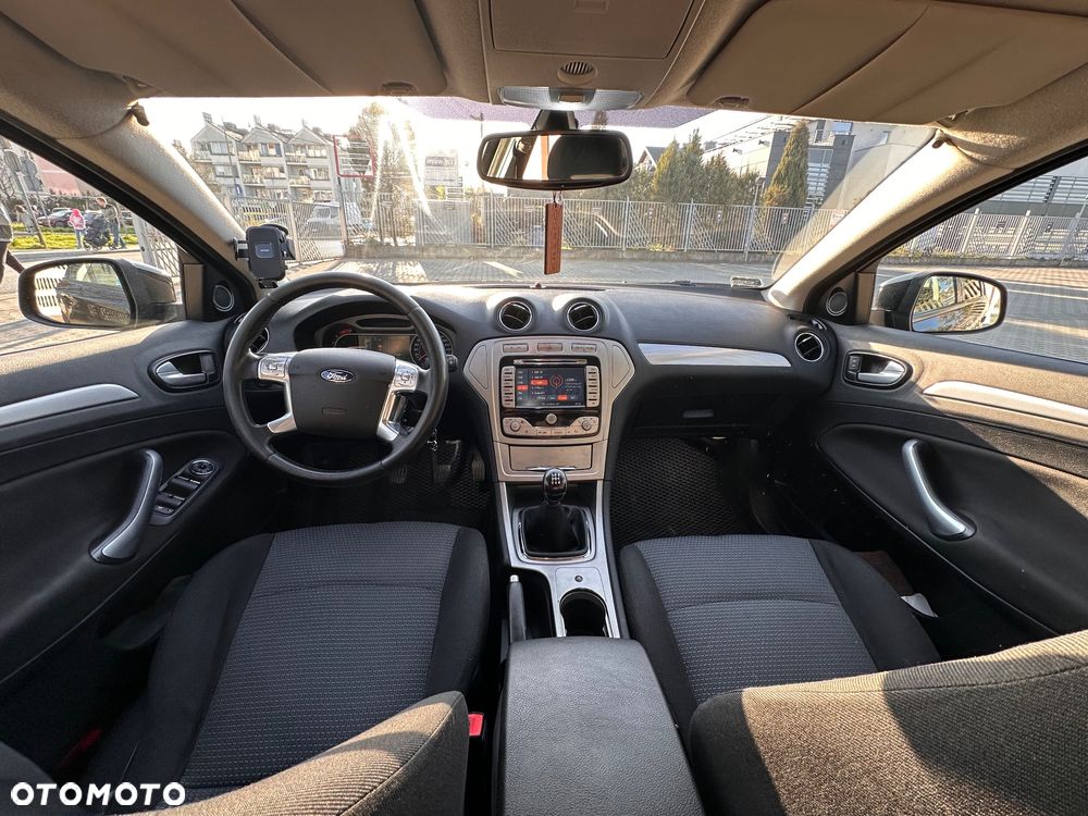 Ford Mondeo 2.0 Gold X - 39
