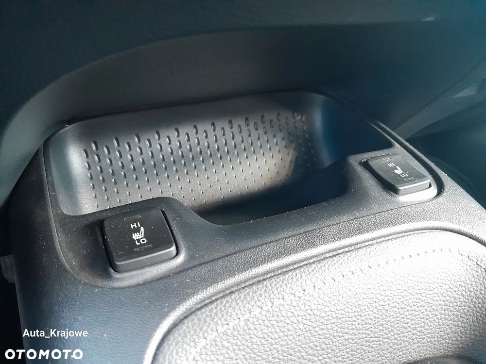 Toyota Corolla 2.0 Hybrid Style - 23