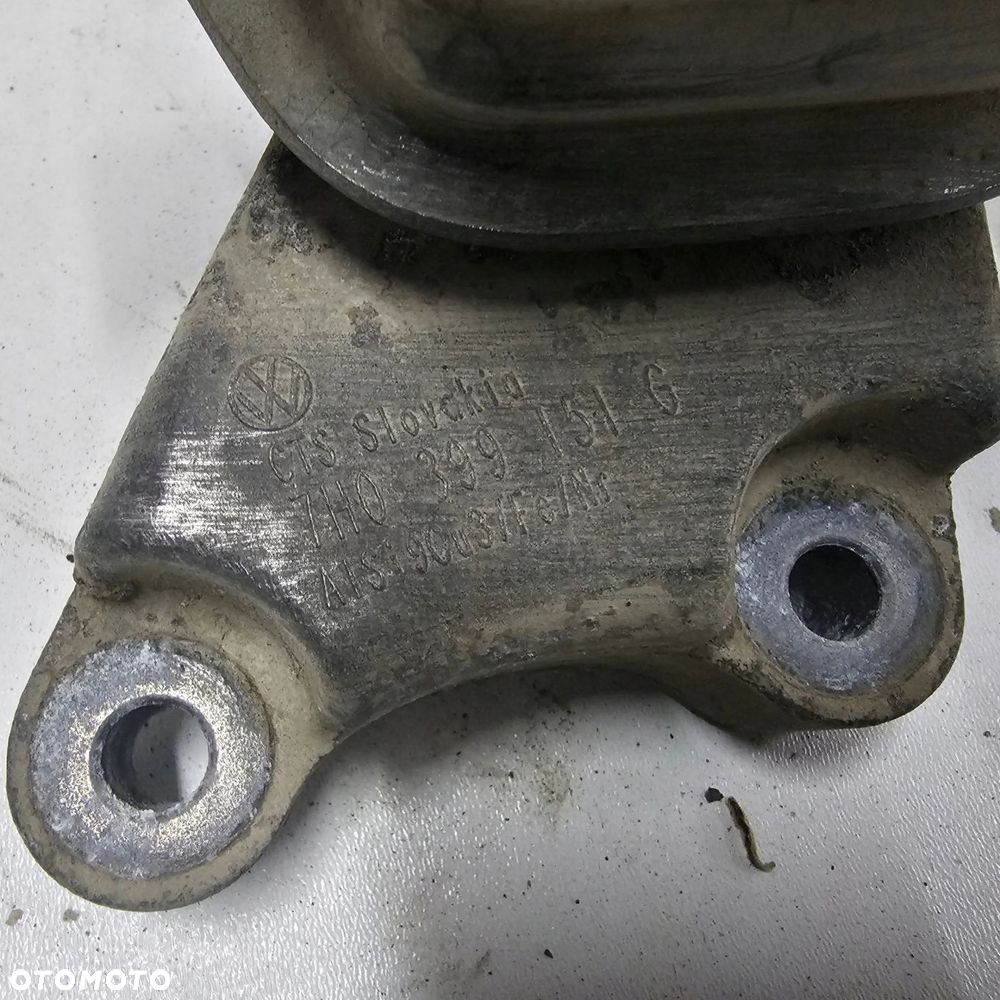 VW T5 1.9 TDI łapa poduszka skrzyni biegów 7H0399151G - 3