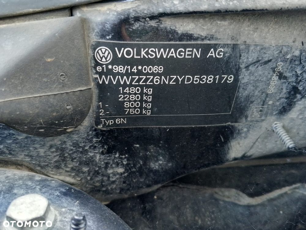 Volkswagen Polo III (99-01r.) 1.9 SDI 63KM. Silnik AEF Skrzynia FFF,  DXF lakier LC9Z. Cały na części GWARANCJA !!!  Przód Tył Zestaw Komplet Drzwi Klapa Zderzak Błotnik Maska Grill Atrapa Szyba Pas Lampa Lusterko Boczki Fotel Kanapa Kokpit Deska Rozdzielcza Przełącznik Włącznik Sterownik Przewody Wiązka Instalacja Moduł Komputer Czujnik Listwa Pompa Alternator Wtryski Głowica Rozrusznik Kompresor Sprzęgło Dwumas Silnik Skrzynia ABS Klimatyzacji Paliwa Wspomagania Kolektor Turbina Przepustnica Zawór Chłodnica Koło Hak Belka Sanki Zawieszenie Mcpherson Półoś Amortyzator Wydech Tłumik Zacisk Most - 4