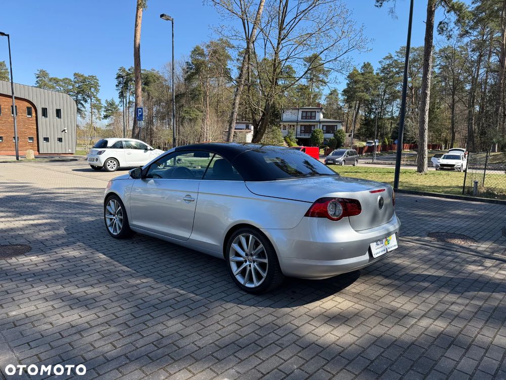 Volkswagen Eos - 10