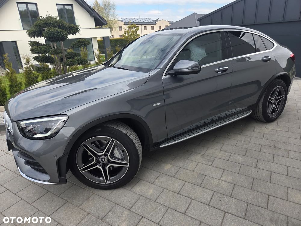 Mercedes-Benz GLC 200 4Matic 9G-TRONIC AMG Line Plus - 5