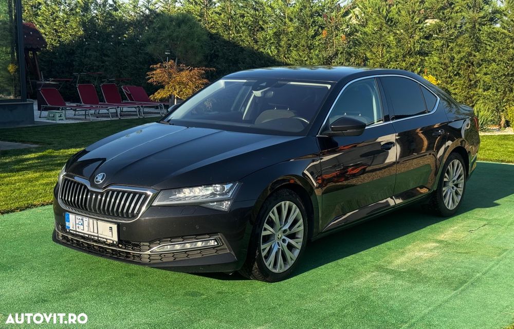 Skoda Superb 2.0 TDI 4X4 DSG Style - 27