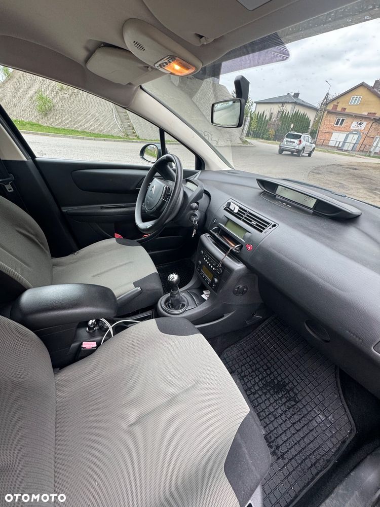 Citroën C4 1.6 HDi Impress - 8