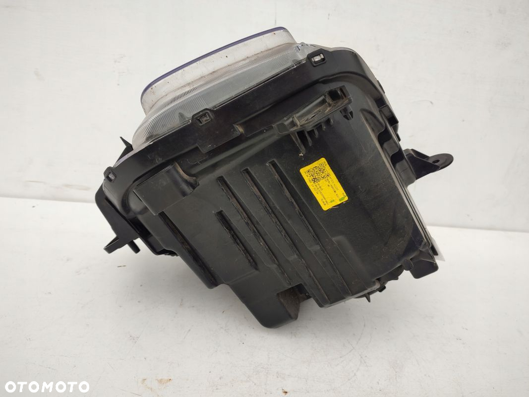 Lampa prawy przód HYUNDAI TUCSON IV EUROPA ORYGINAŁ 92102N7100 20- - 7