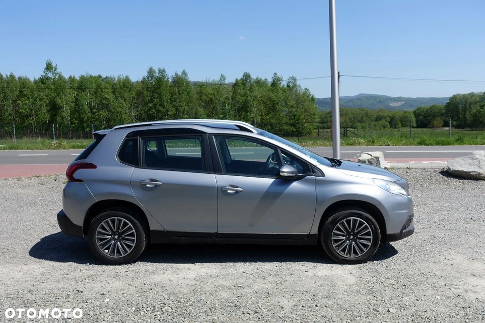 Peugeot 2008 1.2 Pure Tech Active - 4