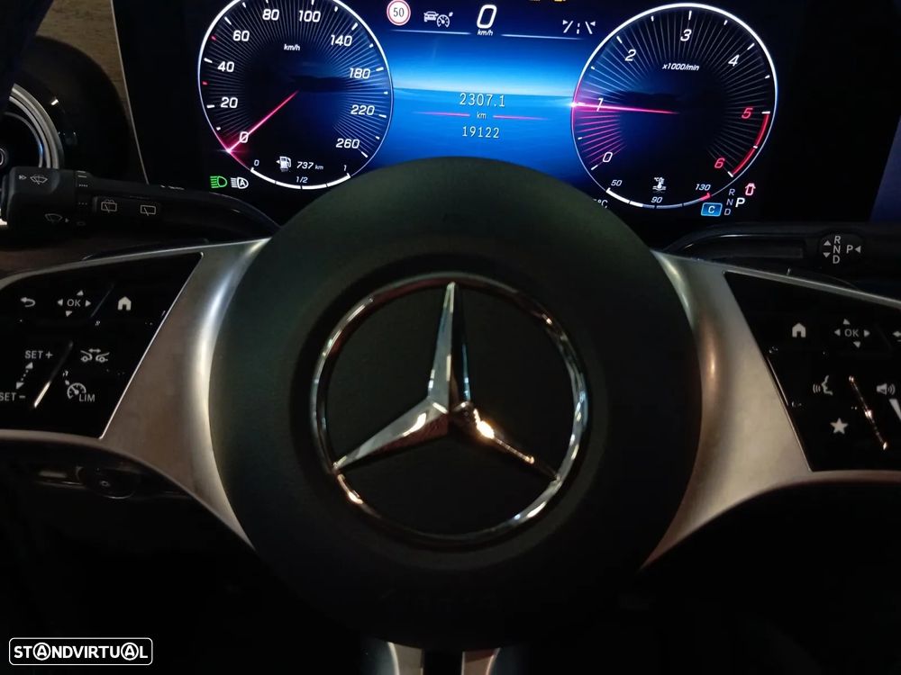 Mercedes-Benz V 250 d Longo Avantgarde - 13
