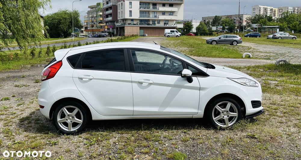 Ford Fiesta - 6