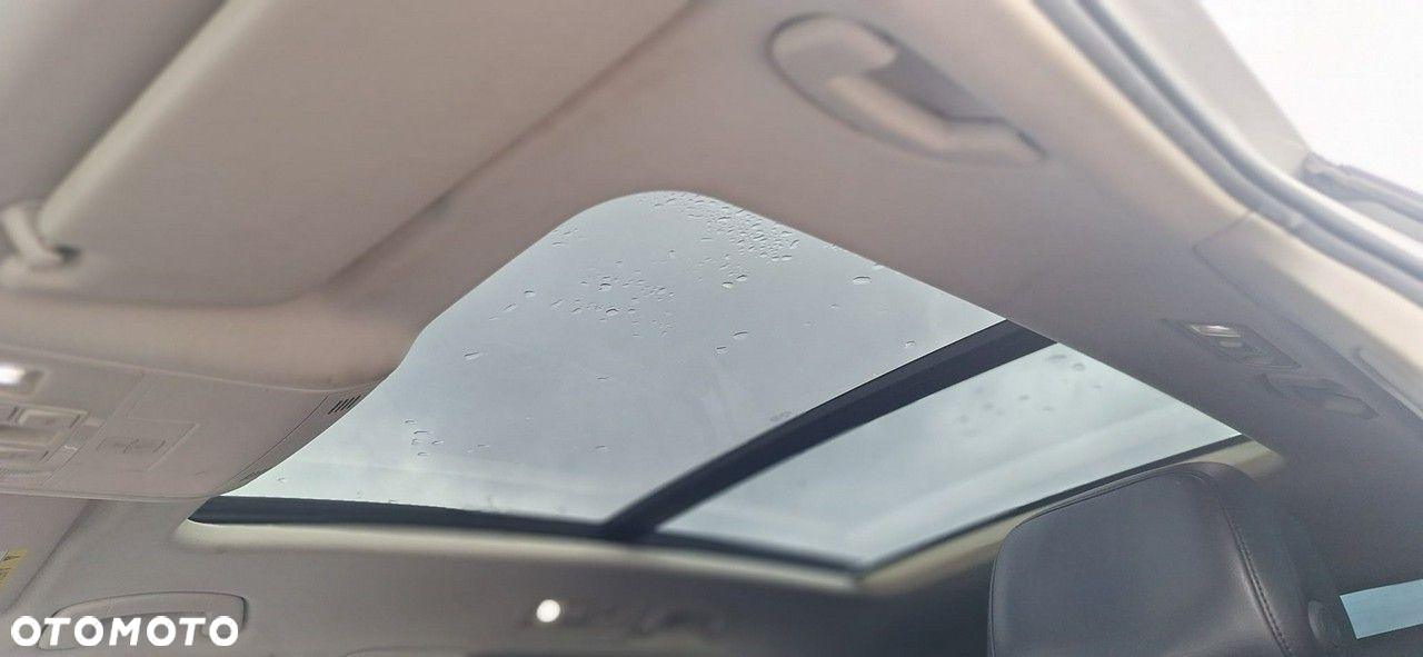 Volkswagen Passat - 17