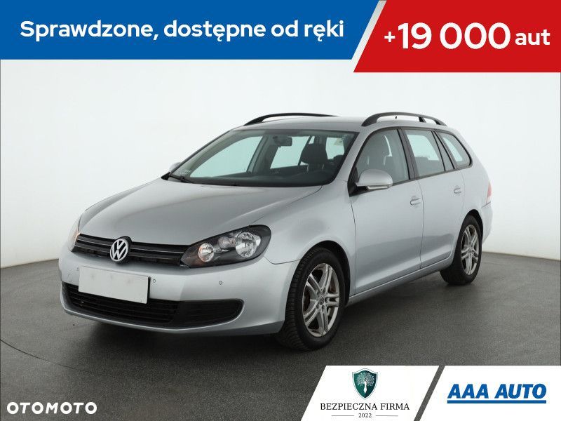 Volkswagen Golf - 1