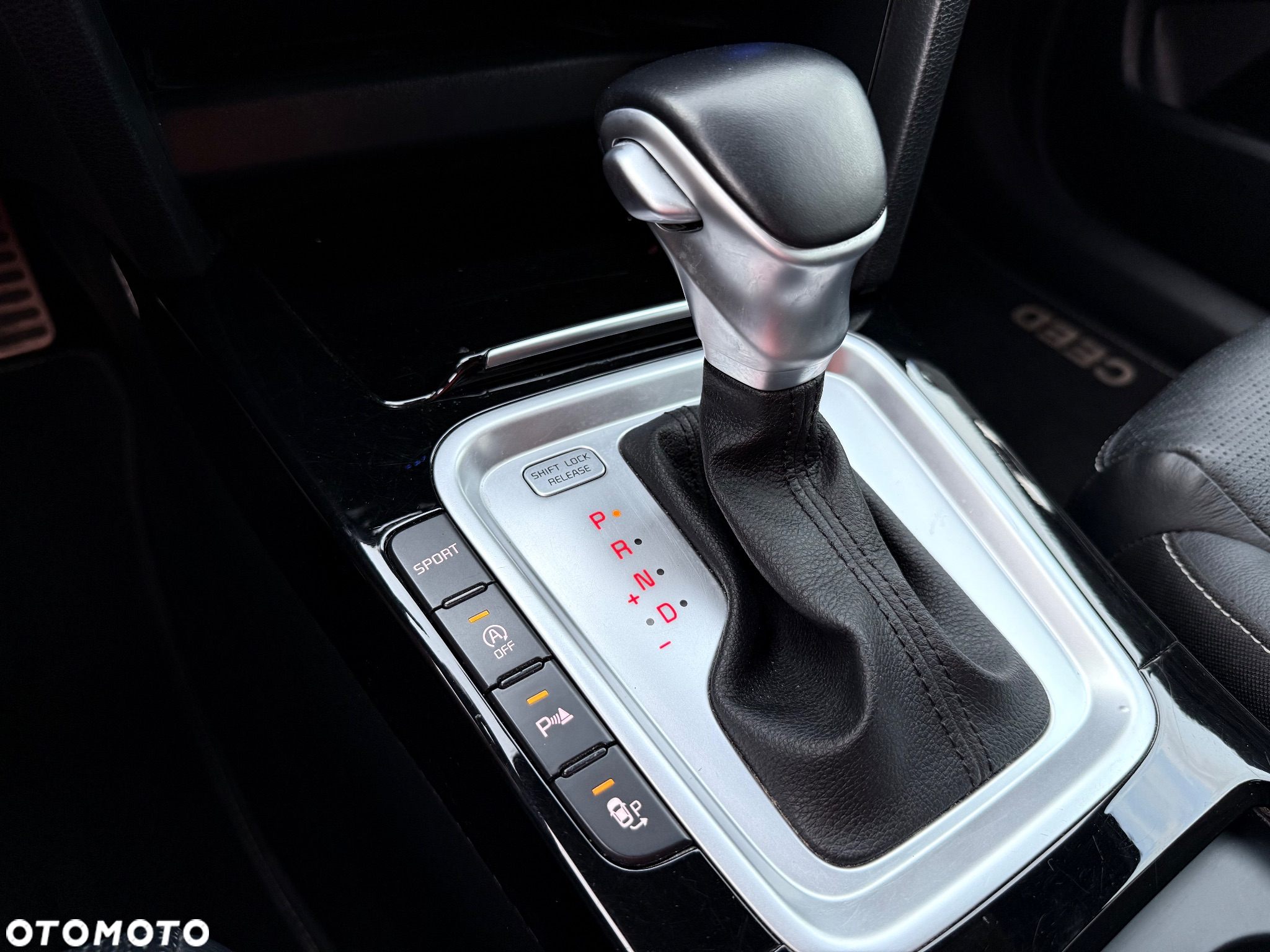 Kia XCeed 1.6 T-GDI GT-Line DCT - 33