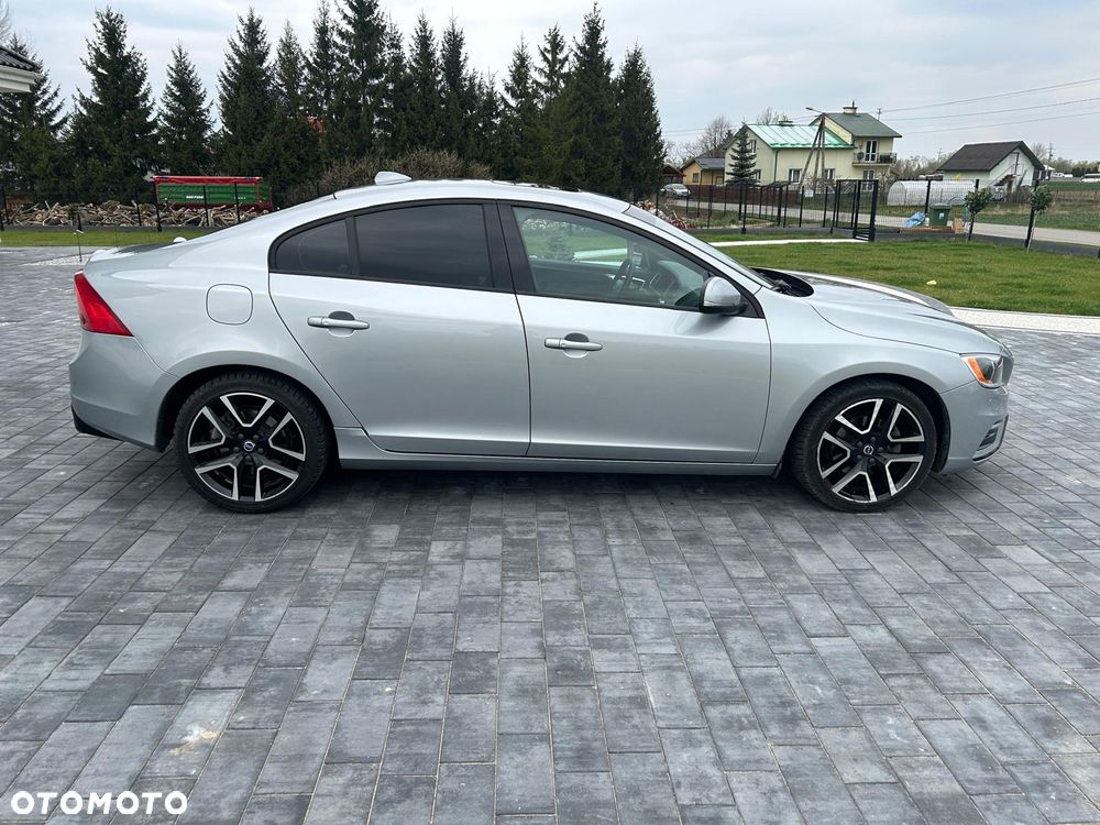Volvo S60 T5 Geartronic RDesign - 5