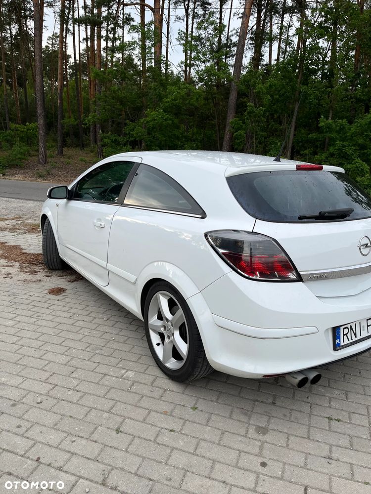 Opel Astra 1.6 Turbo Sport - 9