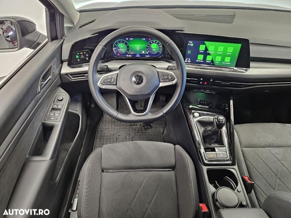 Volkswagen Golf - 3