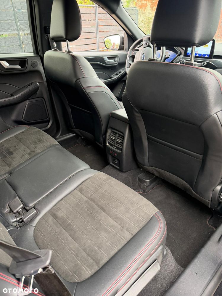 Ford Kuga 1.5 EcoBoost ST-LINE X - 13
