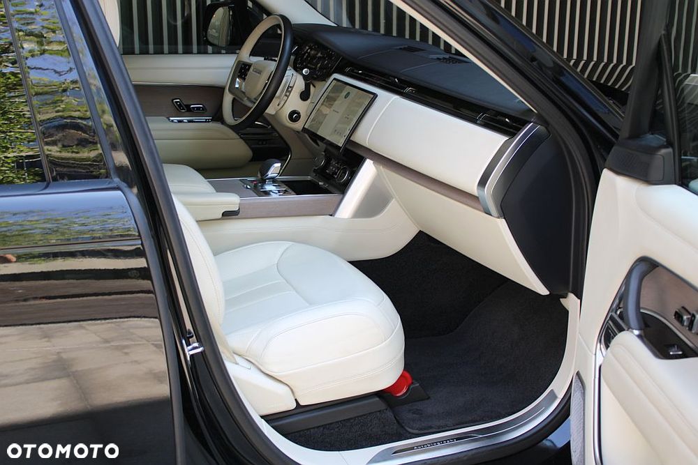 Land Rover Range Rover 4.4 V8 P530 mHEV LWB Autobiography - 11