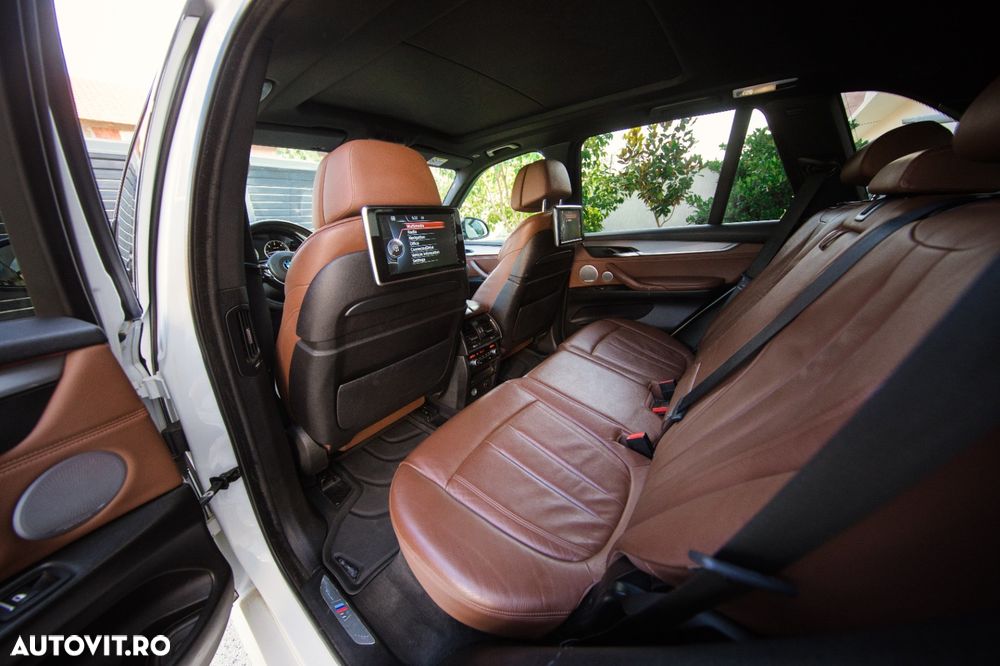BMW X5 M M50d - 11