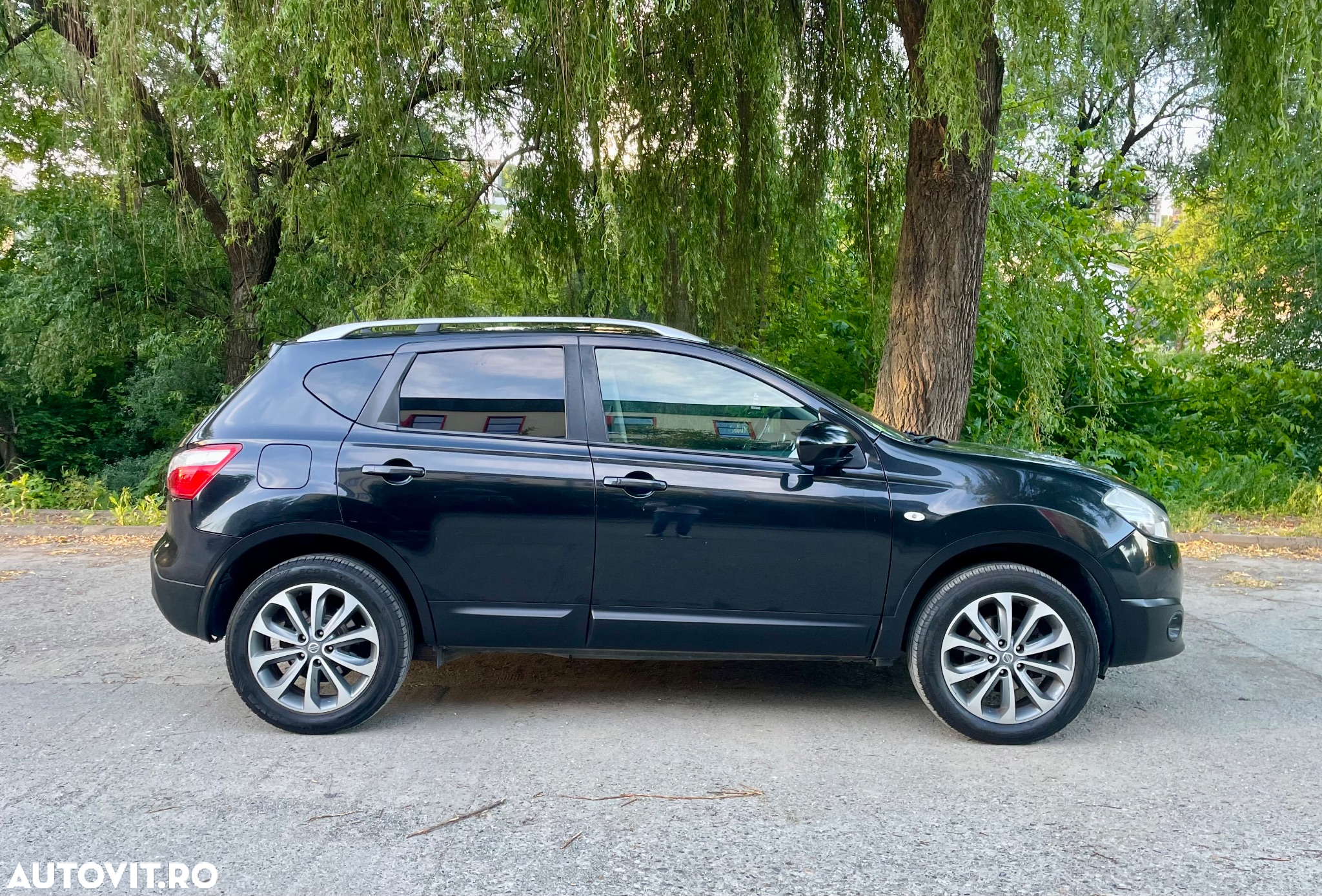Nissan Qashqai 1.6 DCI 4 x 4 DPF Start/Stop tekna - 13