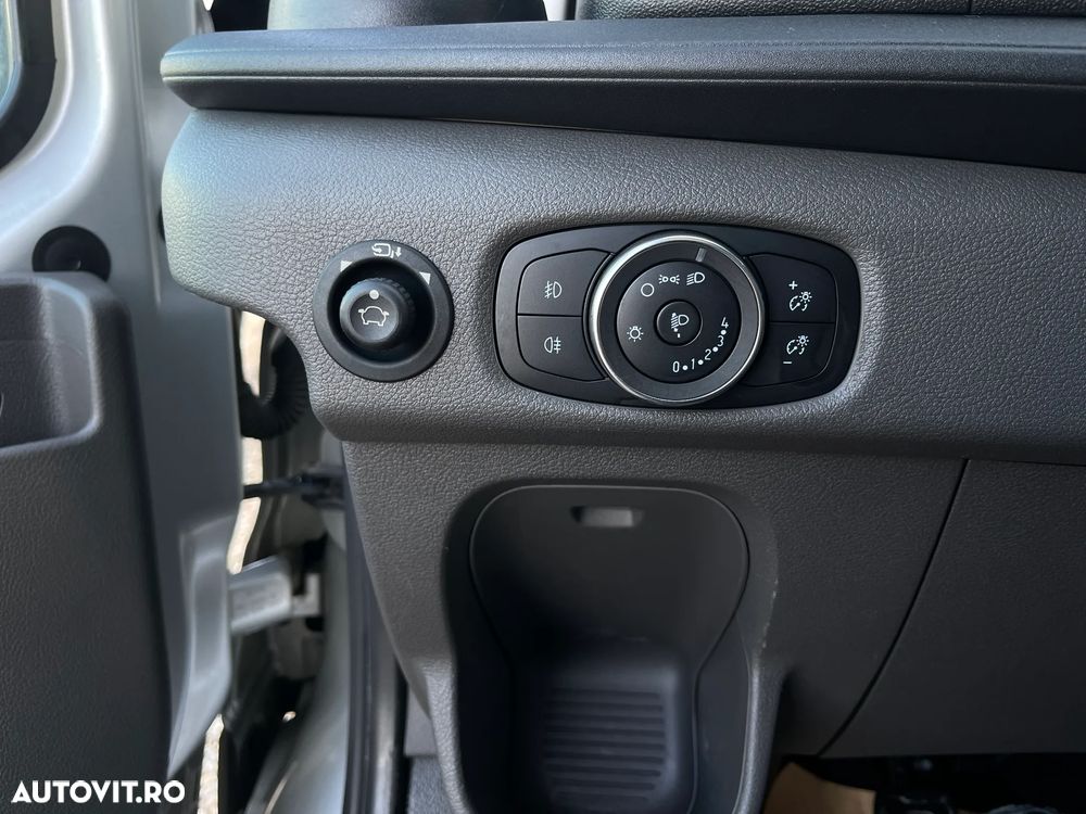 Ford Transit - 17