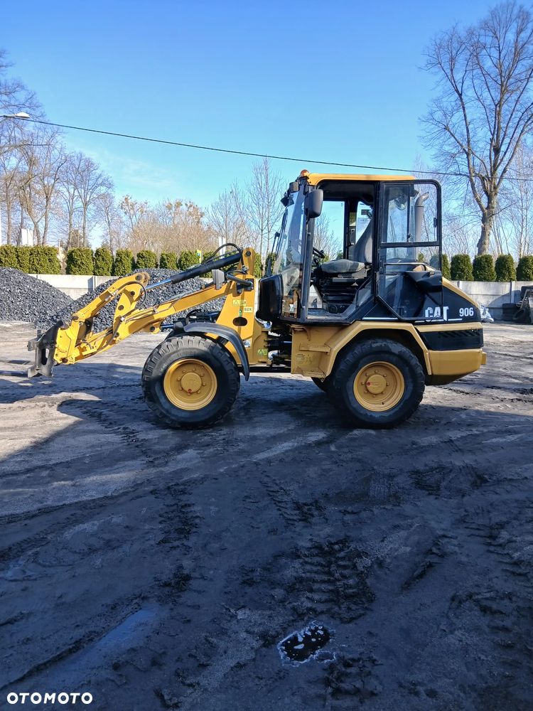 Caterpillar 906 - 2