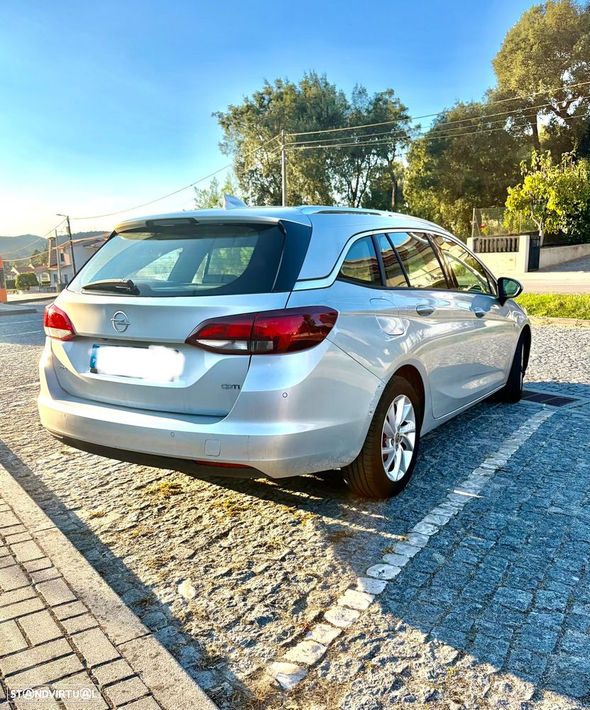 Opel Astra Sports Tourer - 5