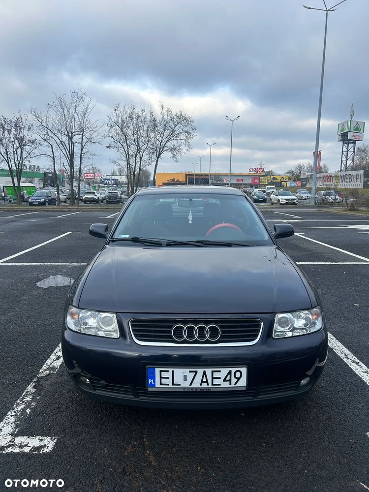 Audi A3 Sportback 1.6 Ambiente - 3