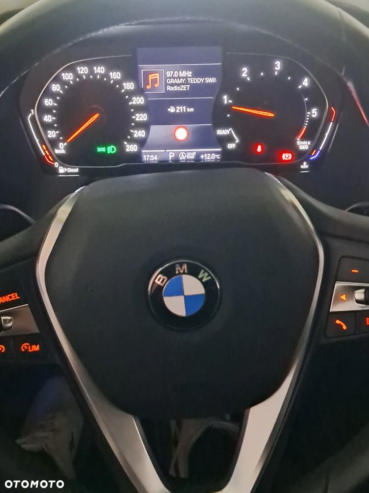 BMW Seria 1 118d Sport Line Shadow - 13
