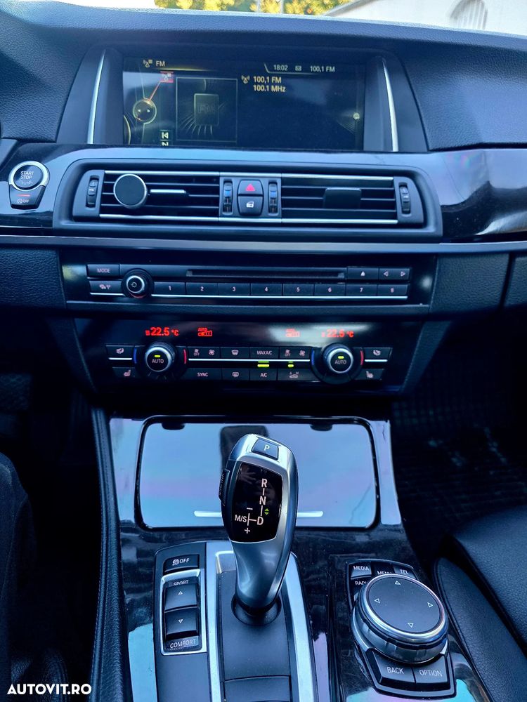 BMW Seria 5 520d xDrive AT - 11