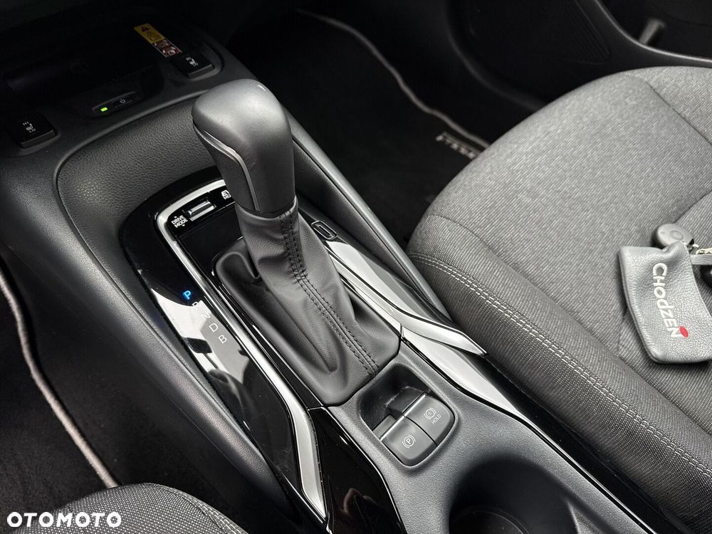 Toyota Corolla 1.8 Hybrid Style - 28