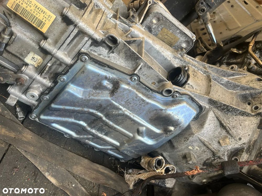 Silnik M3  420km V8 S65B40A - 6