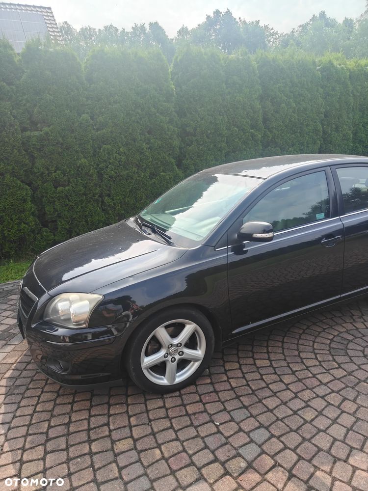 Toyota Avensis 2.2 D-4D Prestige NAVI - 4