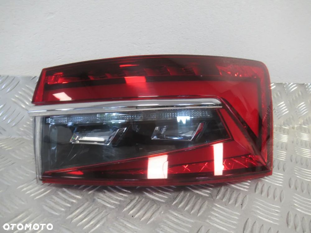 LAMPA TYŁ TYLNA PRAWA SKODA SUPERB III 3 LIFT KOMBI 3V9 2019- - 13