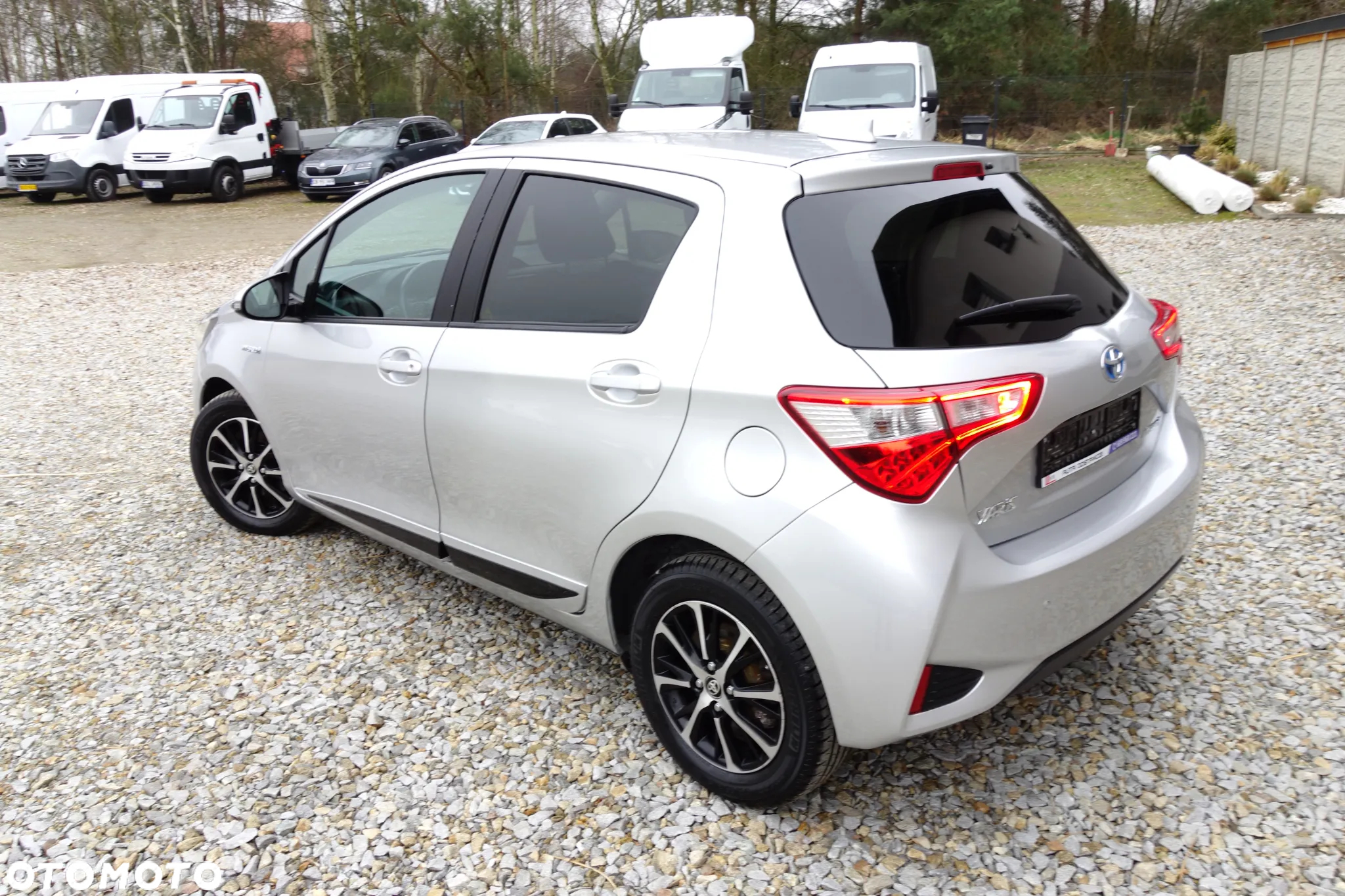 Toyota Yaris Hybrid 1.5 VVT-i Selection - 17