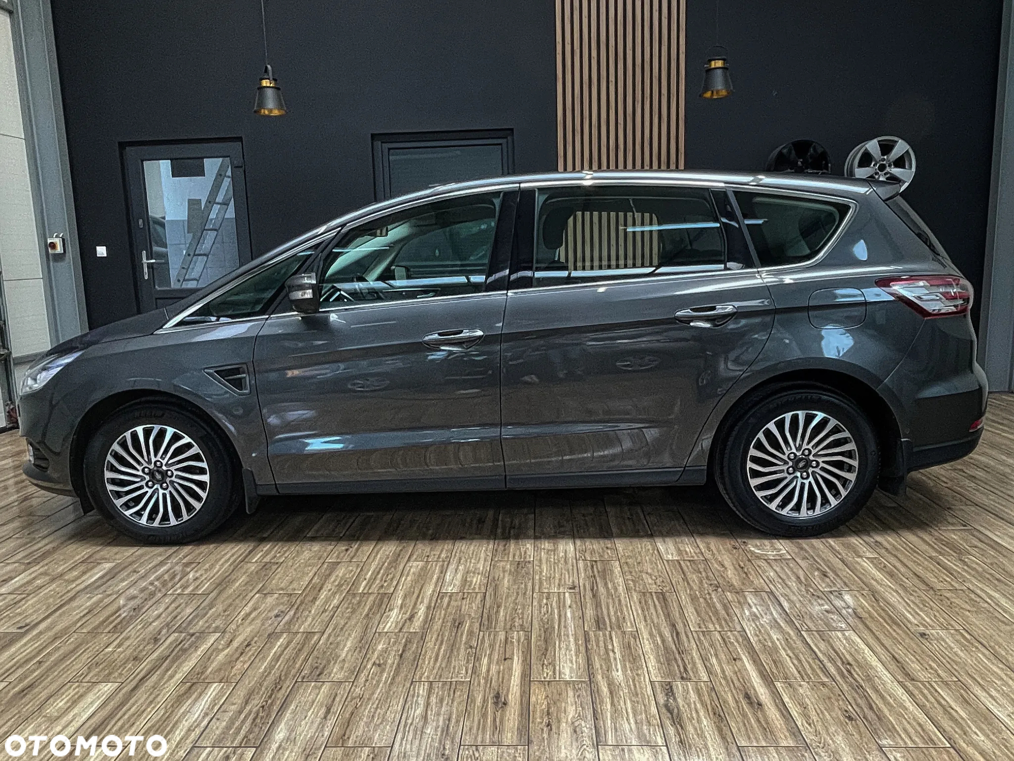 Ford S-Max 2.0 EcoBlue Edition - 13