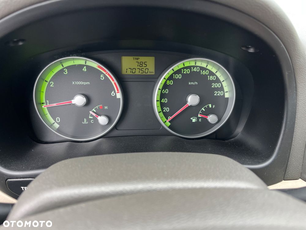 Hyundai Accent 1.5 CRDi Comfort - 5