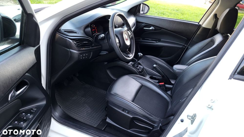 Fiat Tipo 1.4 T-Jet S-Design - 29