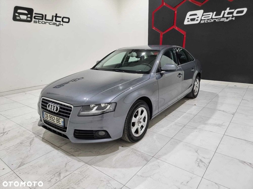 Audi A4 Limousine - 1
