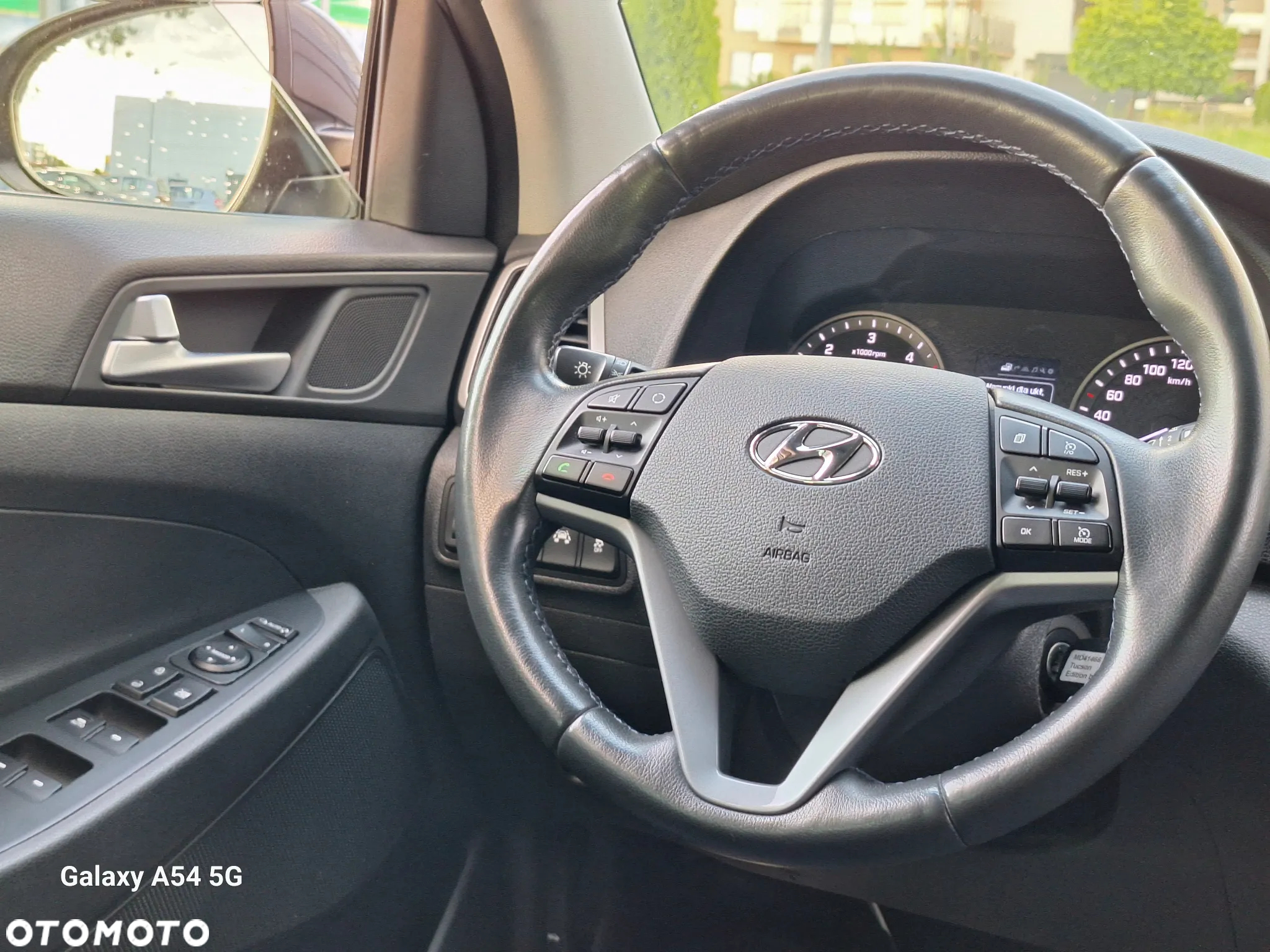 Hyundai Tucson blue 1.7 CRDi 2WD Intro Edition - 27