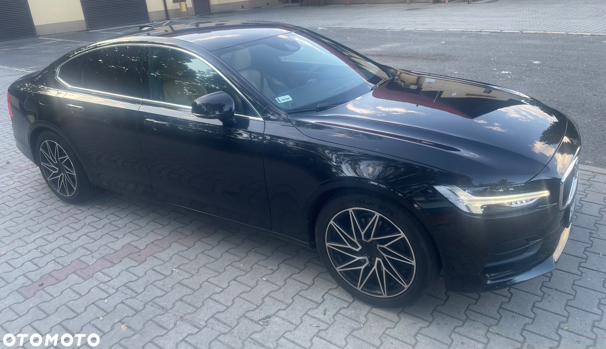 Volvo S90 D4 AWD Momentum - 9