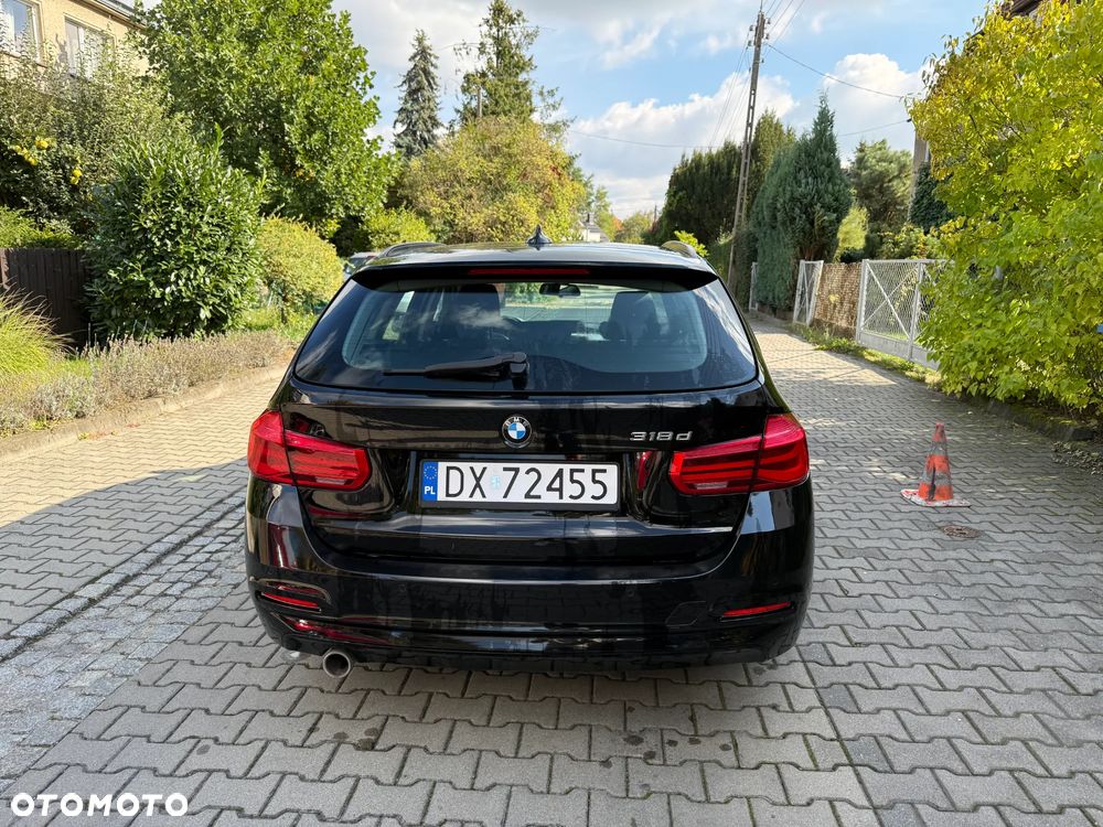 BMW Seria 3 318d - 6