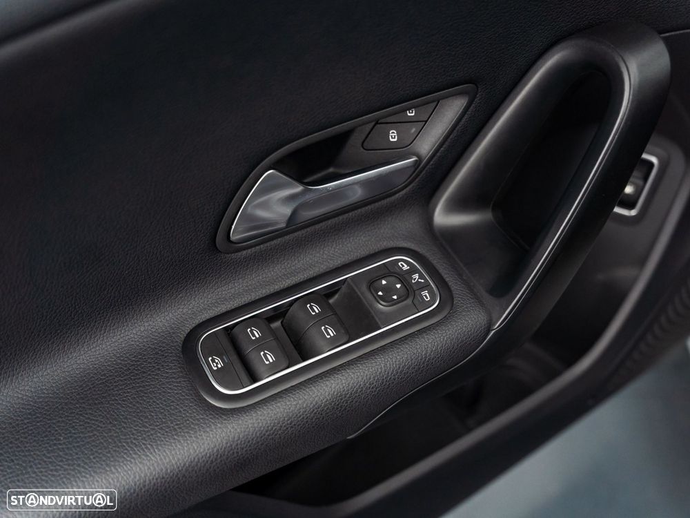 Mercedes-Benz A 250 e Style Plus - 18