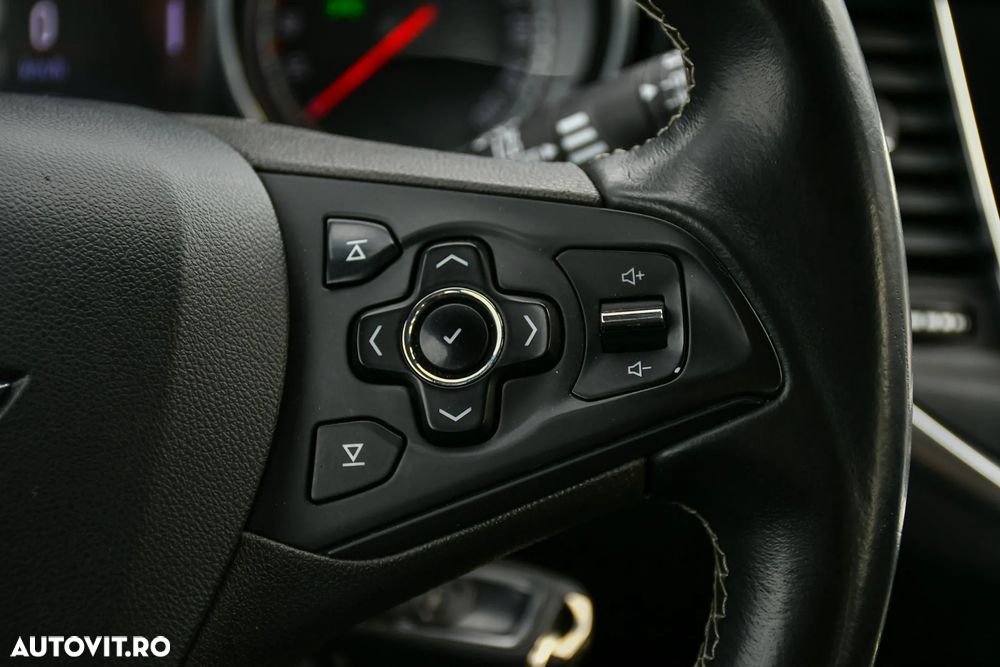 Opel Astra 1.6 D Start/Stop Innovation - 17