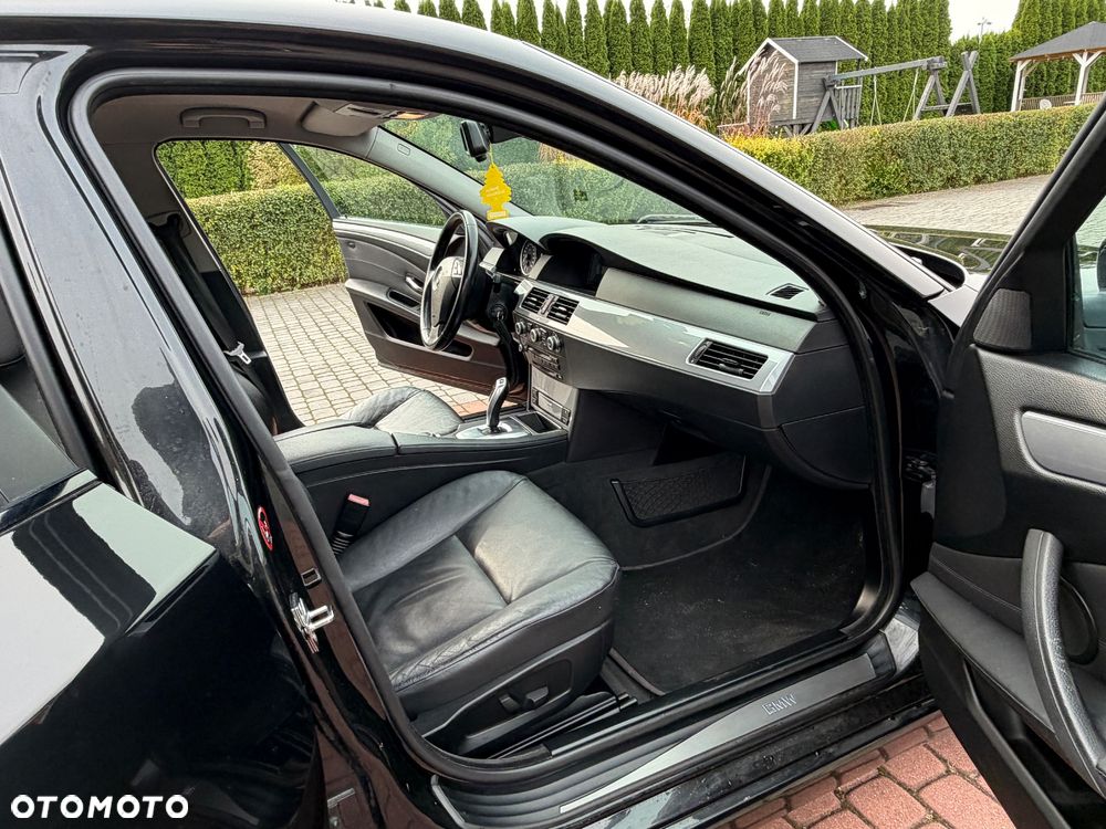 BMW Seria 5 530d - 18