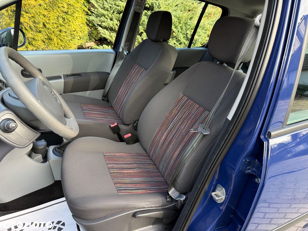 Renault Modus 1.2 16V Expression - 13