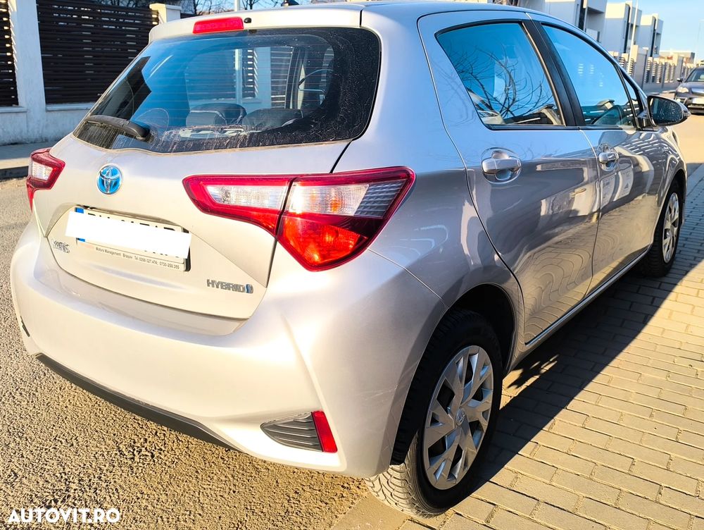 Toyota Yaris 1.5 VVT-i HSD Active - 3