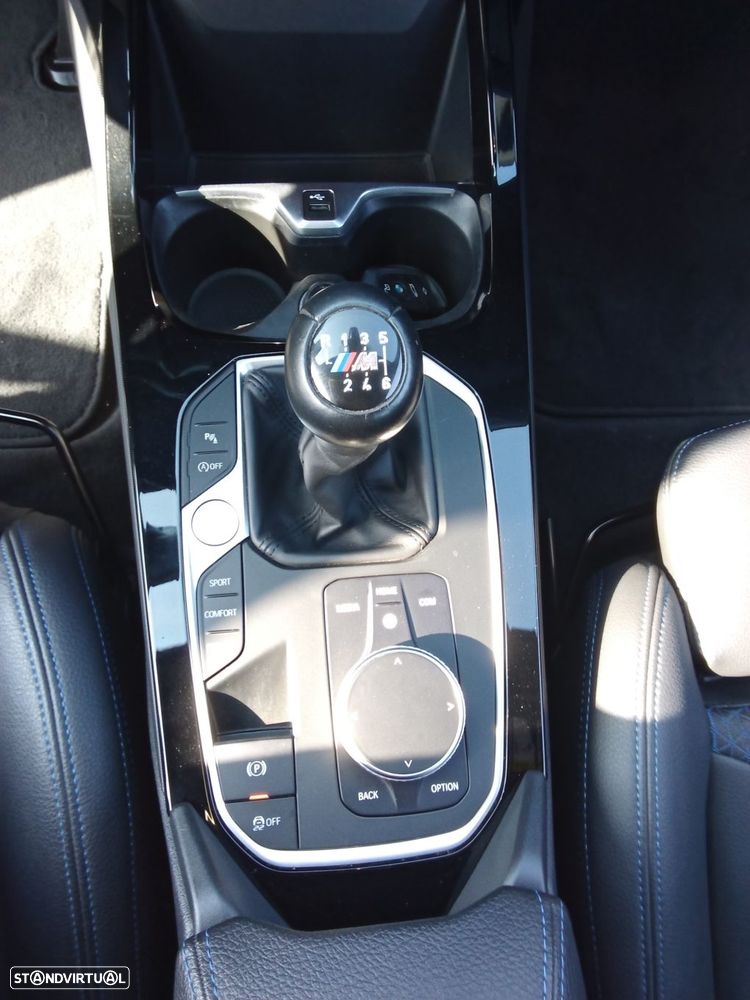 BMW 116 d Pack Desportivo M - 18