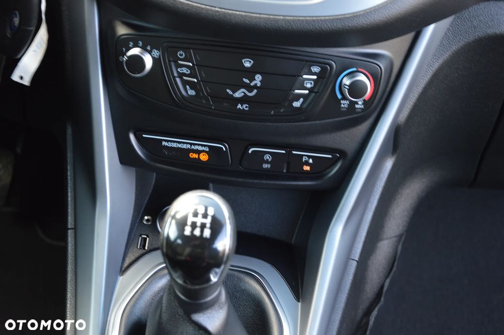 Ford B-MAX - 34