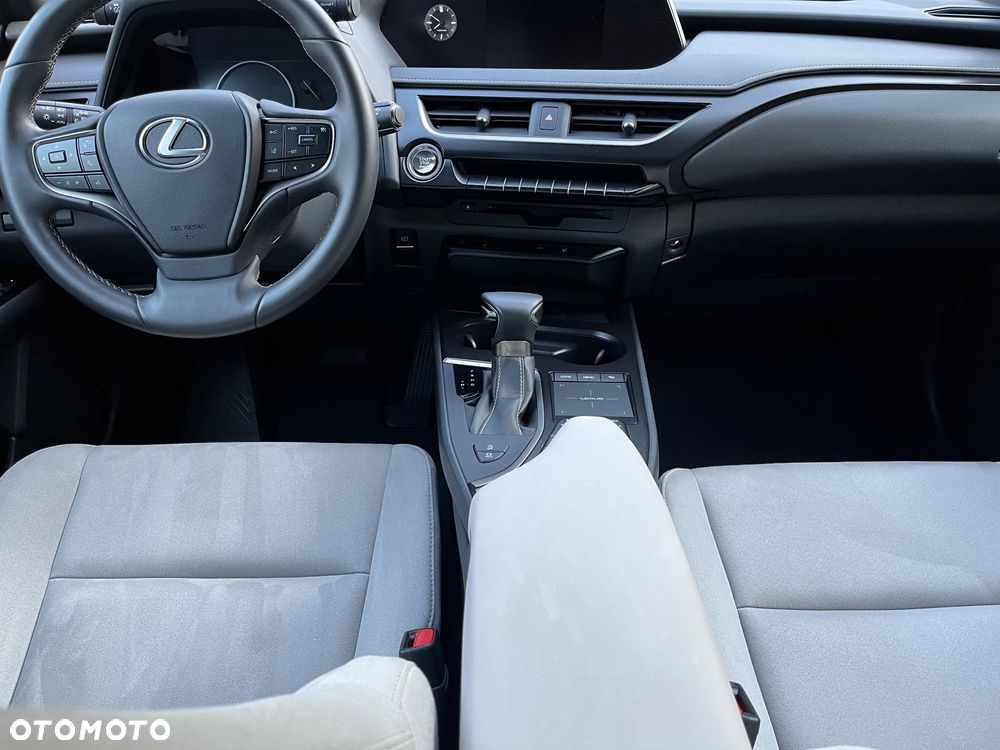 Lexus UX 200 GPF F Sport Design 2WD - 25