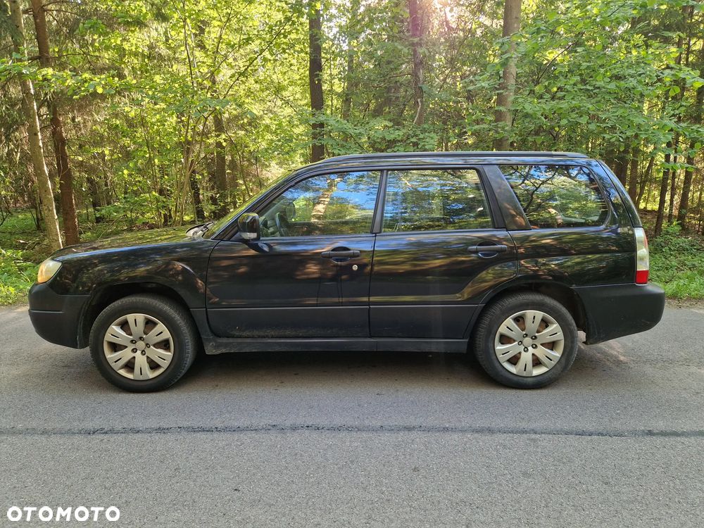 Subaru Forester 2.0X Trend - 2
