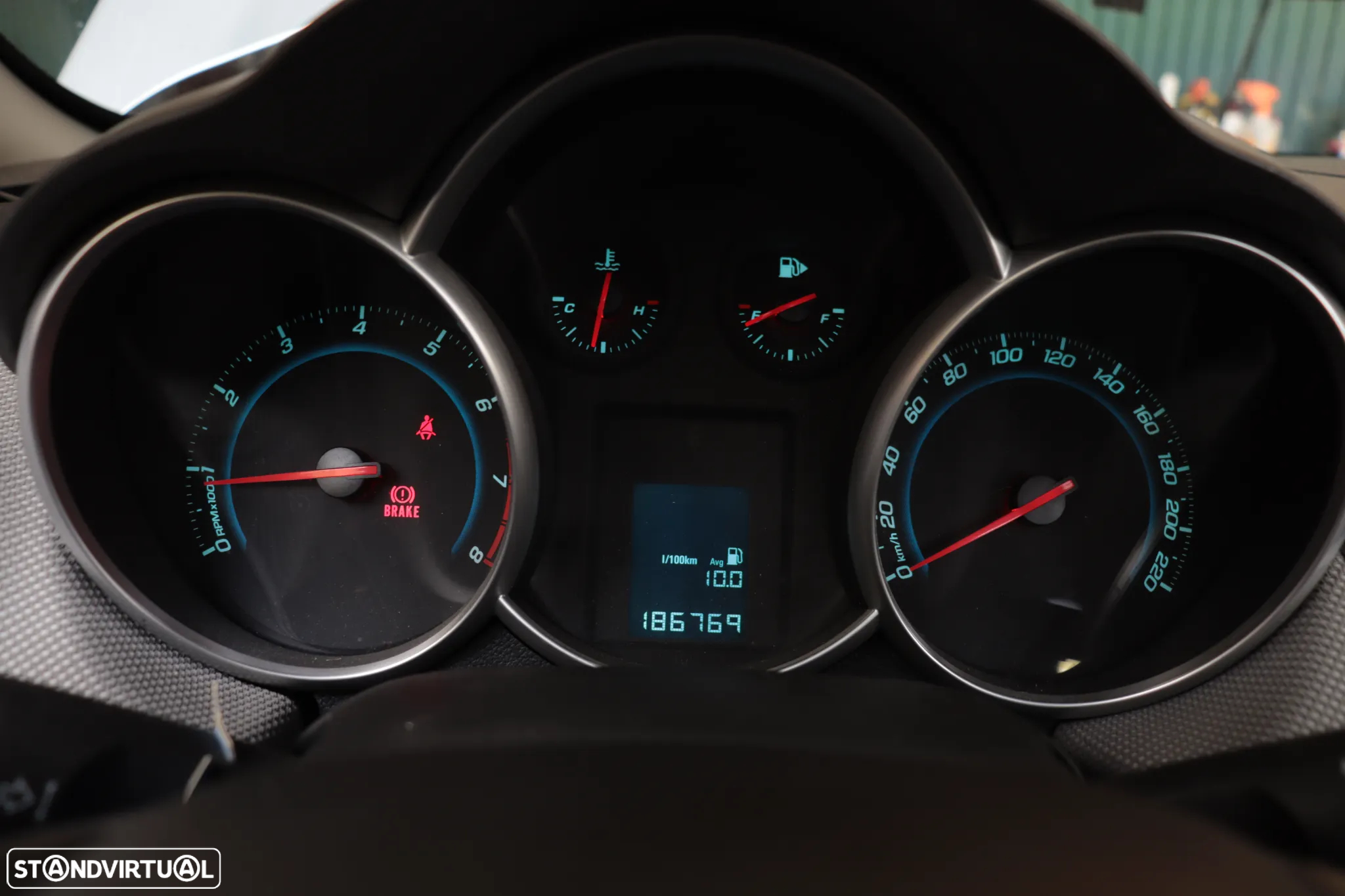 Chevrolet Cruze 1.6 LS - 21